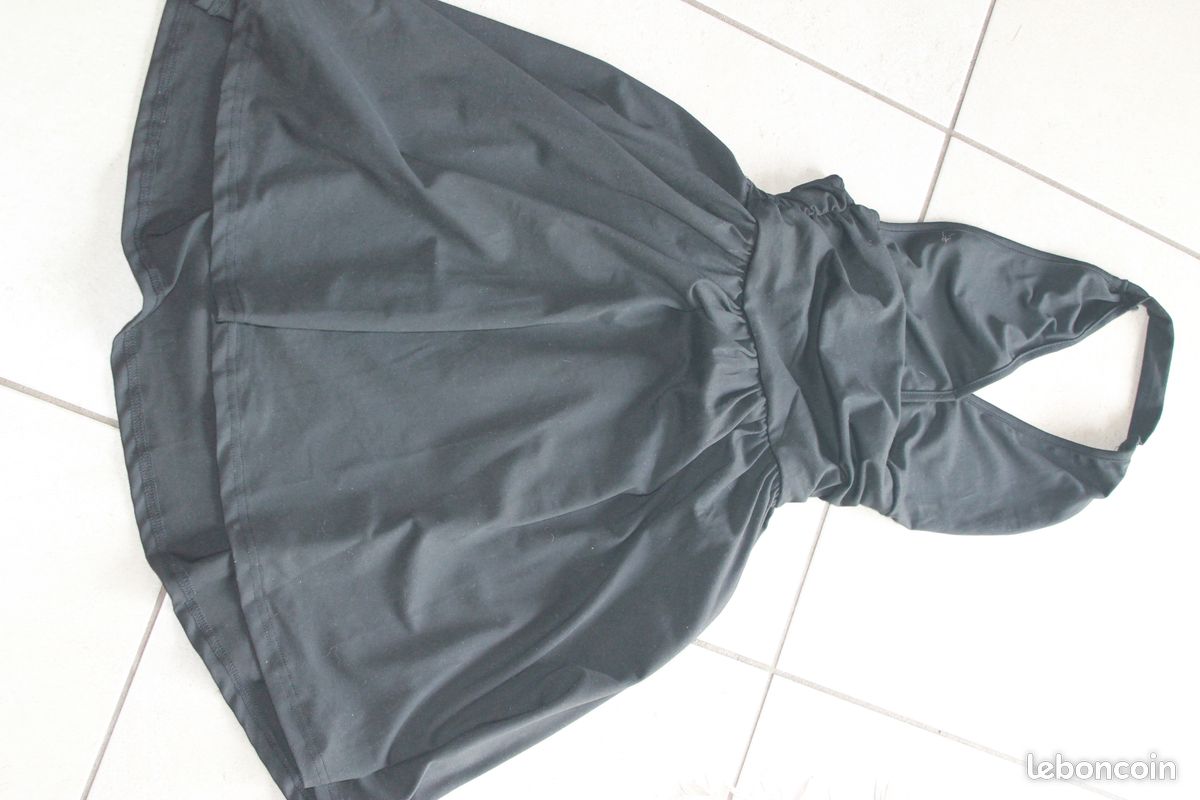 Robe noire shein (image 1)