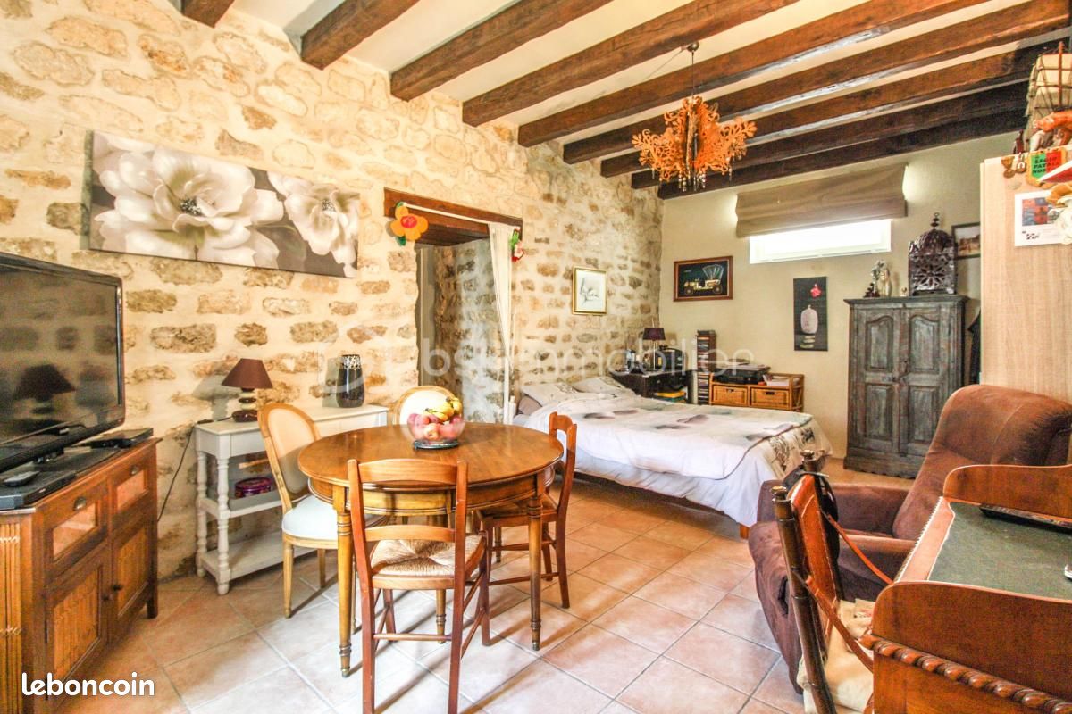 Maison 9 pièces 530 m² · à Théméricourt · 530 m² · 599 000 €