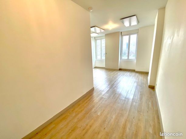 Appartement 1 pièce 31 m² — 7