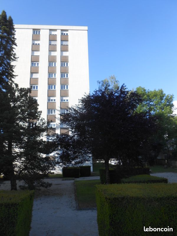 Appartement 4 pièces 77 m² · à Besançon · 77 m² · 153 000 €