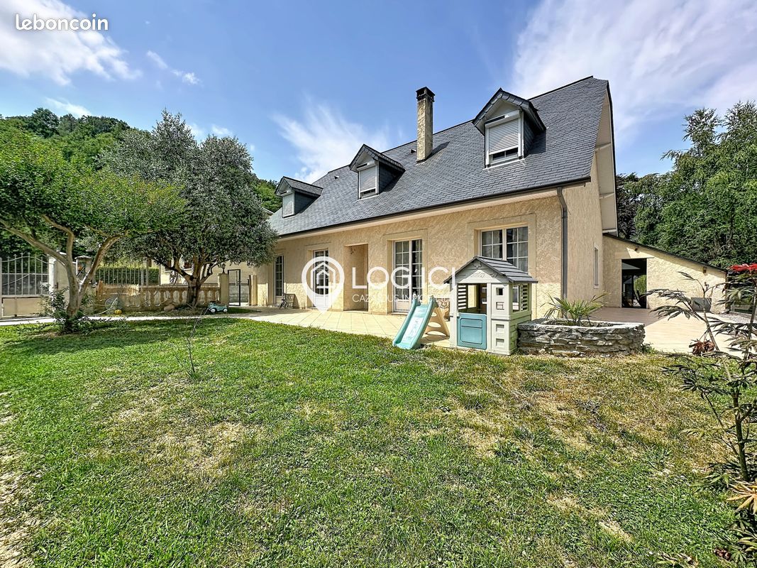 Maison 5 pièces 140 m² · à Lestelle-Bétharram · 140 m² · 294 000 €