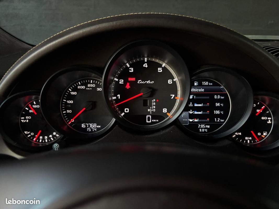 PORSCHE CAYENNE Turbo 4,8i V8 ? 500 ch ? 4 sièges chauffants ? Toit ouvrant (image 24)