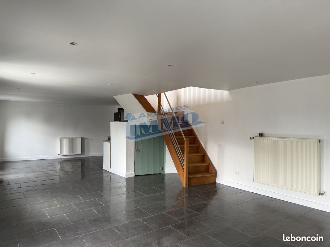 Maison 4 pièces 80 m² · à Rivière · 80 m² · 780 €/mois