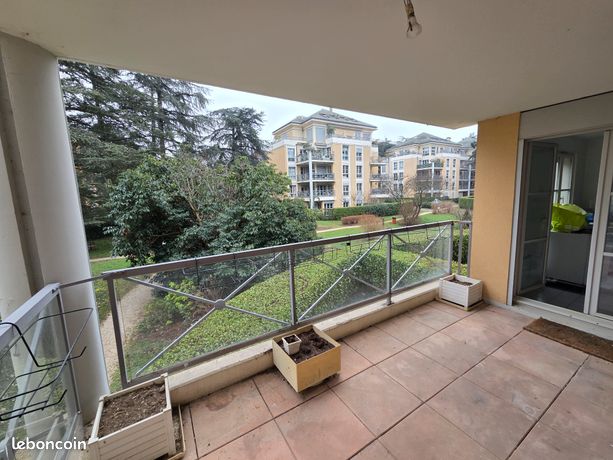 2 Pièces + Terrasse avec triple garage et cave dans la résidence du clos Monteverdi à Lyon 5e — 8