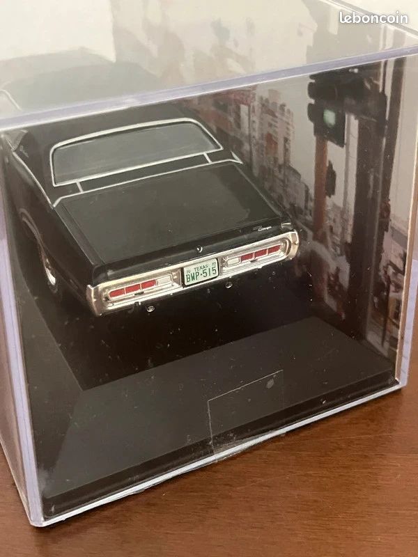 MINIATURE AUTOMOBILE DODGE Charger 1972 - Jeux & Jouets