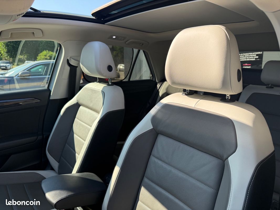 VOLKSWAGEN T-ROC 1.5 TSI 150 EVO Start/Stop DSG7 Carat Exclusive / Entretien Exclusif Volkswagen / Toit Ouvrant (image 7)
