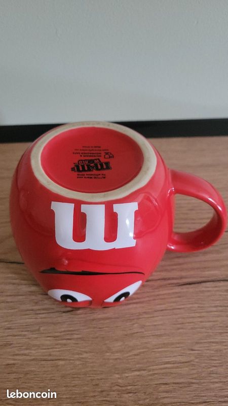 Tasse rouge M&M's (image 2)