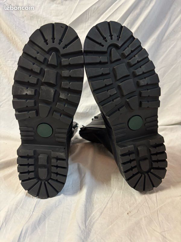 Rangers Boche R22P cuir noir taille 45 - NEUVES (image 5)