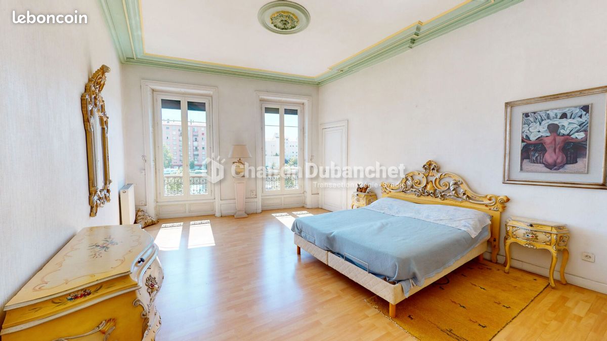 Appartement 4 pièces 139 m² (image 2)