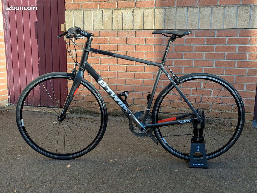 Triban 520 Flat Triban Hybrid Bikes Twin Triban 520 Btwin Flat Bar