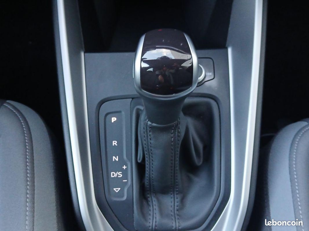 AUDI A1 Sportback 30 TFSI 110 ch S tronic 7 Advanced 2 (image 17)