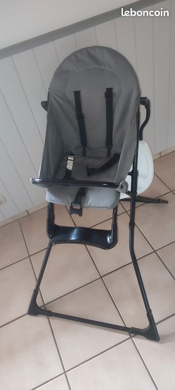Chaise haute (image 2)