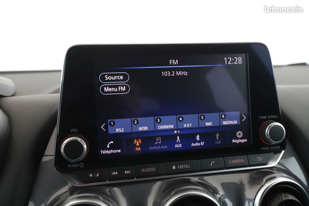 Nissan Juke 1.6 Hybrid N-Connecta 143 ch (image 17)