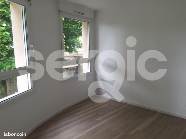 Appartement 2 pièces 56 m² · à Reims · 56 m² · 627 €