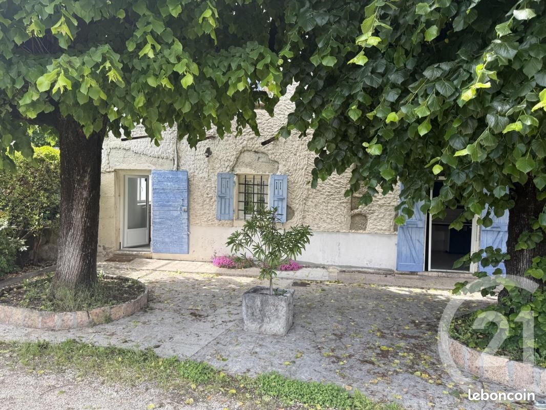 Maison 7 pièces 176 m² · à Biviers · 176 m² · 625 000 €