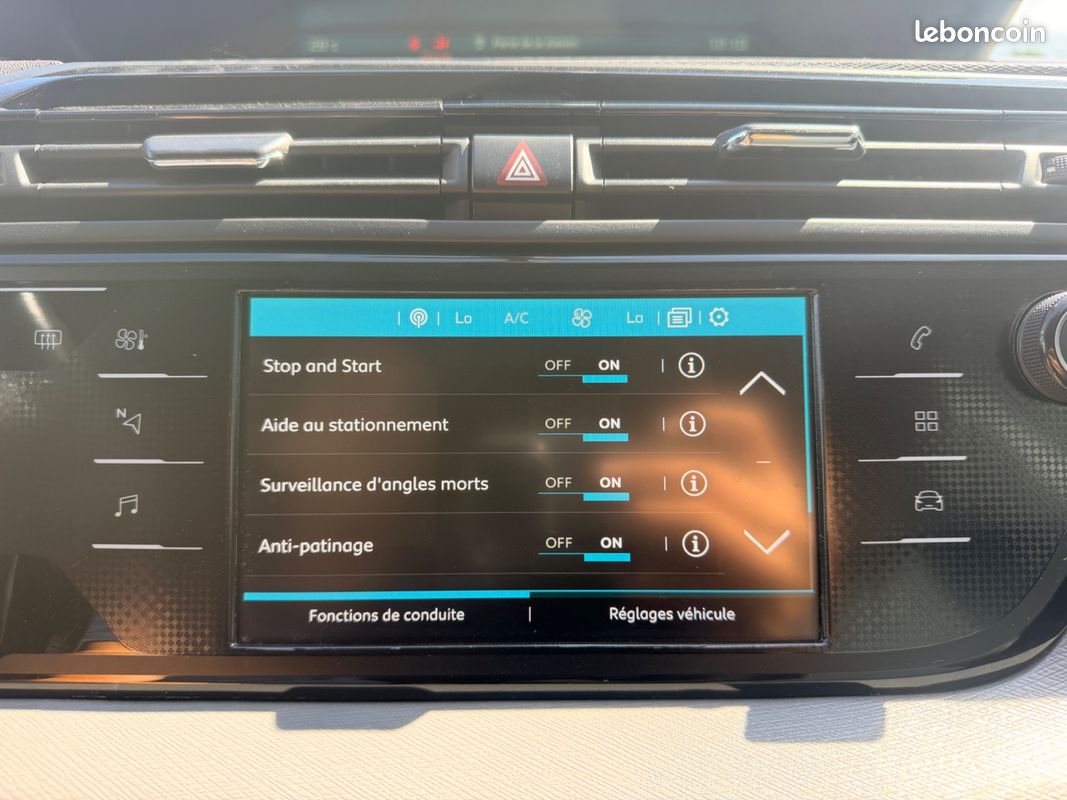 Citroen c4 grand picasso 1.2 puretech 130 ch business 7 places eat6 + camera de recul + carplay (image 19)
