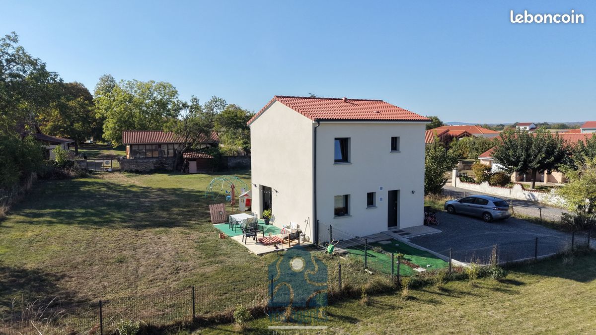 Maison 4 pièces 87 m² · à Chambaron sur Morge · 87 m² · 259 000 €