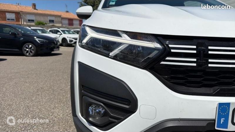 Dacia Sandero 1.0 TCe 90ch Stepway Expression auto -24 (image 17)
