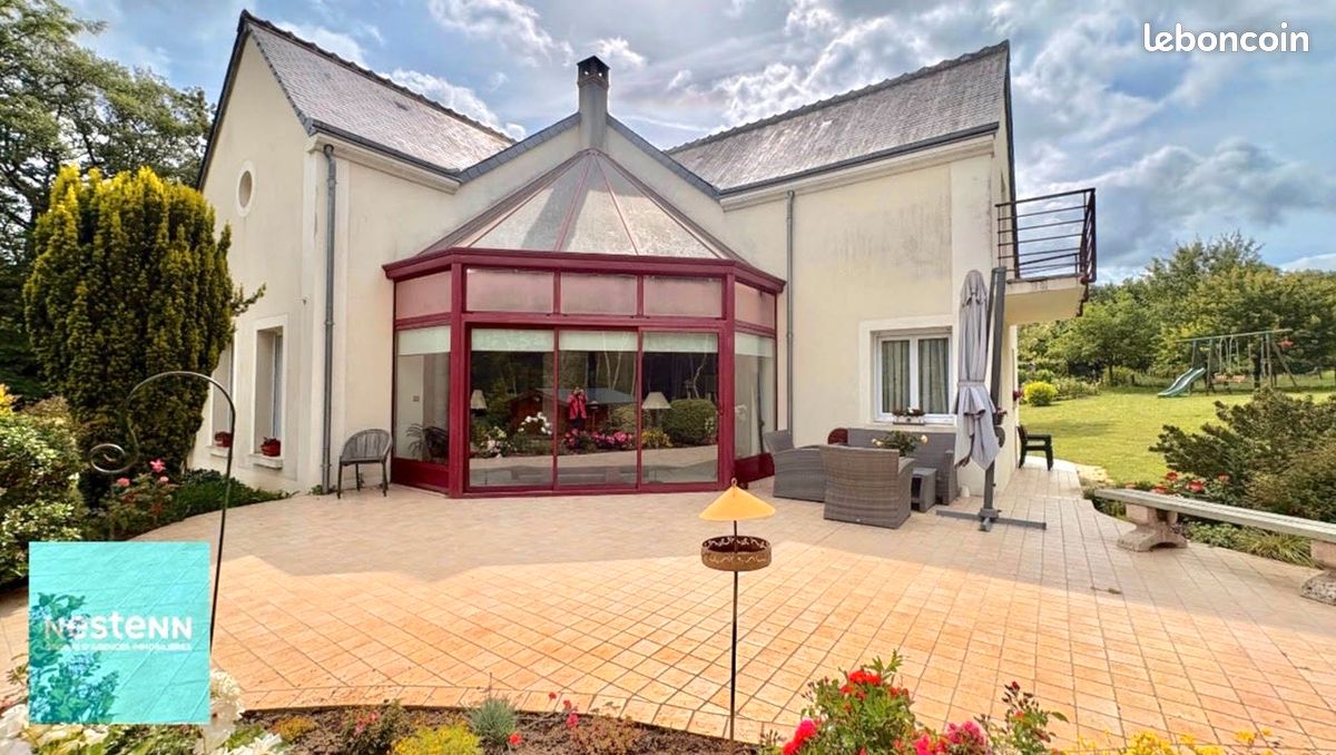Maison 6 pièces 225 m² · à Nazelles-Négron · 225 m² · 585 000 €