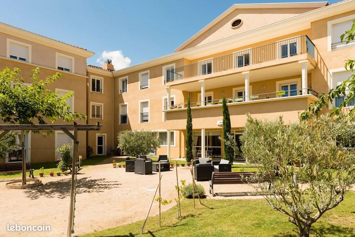 Appartement 1 pièce 30 m² · à Salon-de-Provence · 30 m² · 122 000 €