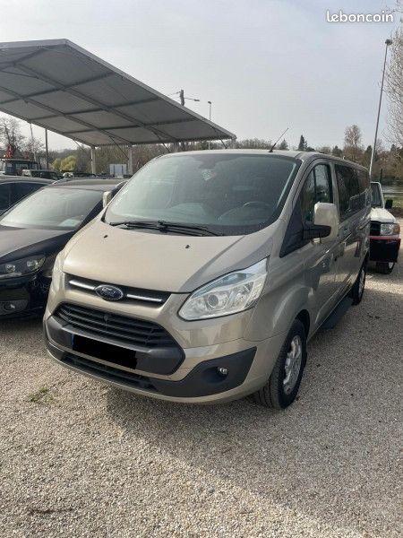 Ford TOURNEO CUSTOM L2H1 2.2 TDCI 155CH LIMITED (image 2)