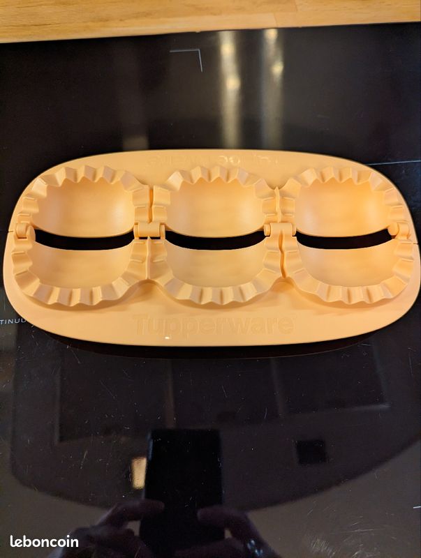 Moule pour chaussons tupperware (image 1)