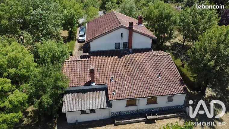 Maison 11 pièces 190 m²