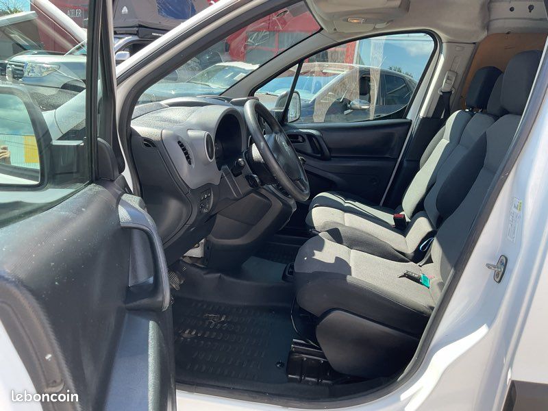 Citroen berlingo ii (3) 1.6 bluehdi 100 confort taille m (image 8)