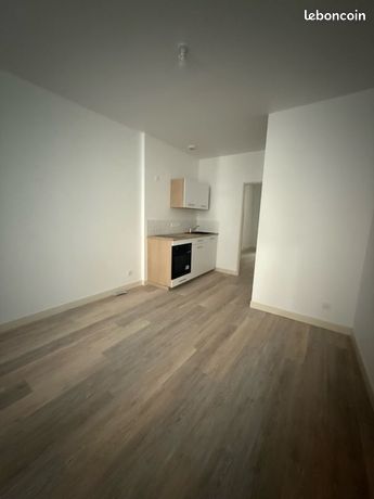 T2 rénové à neuf plein centre-ville