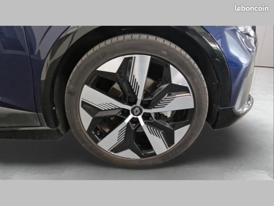 Renault Mégane E-TECH EV60 220 ch super charge Techno (image 10)