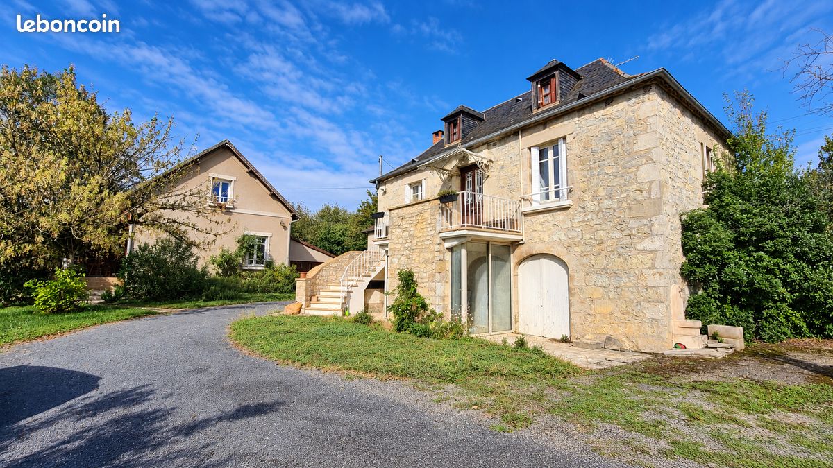 Maison 9 pièces 180 m² · à Saint-Michel-de-Bannières · 180 m² · 202 000 €