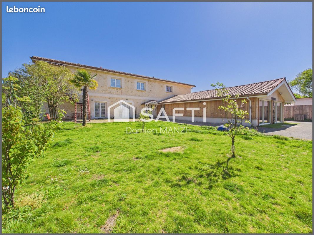 Maison 11 pièces 450 m² · à Sanguinet · 450 m² · 949 000 €