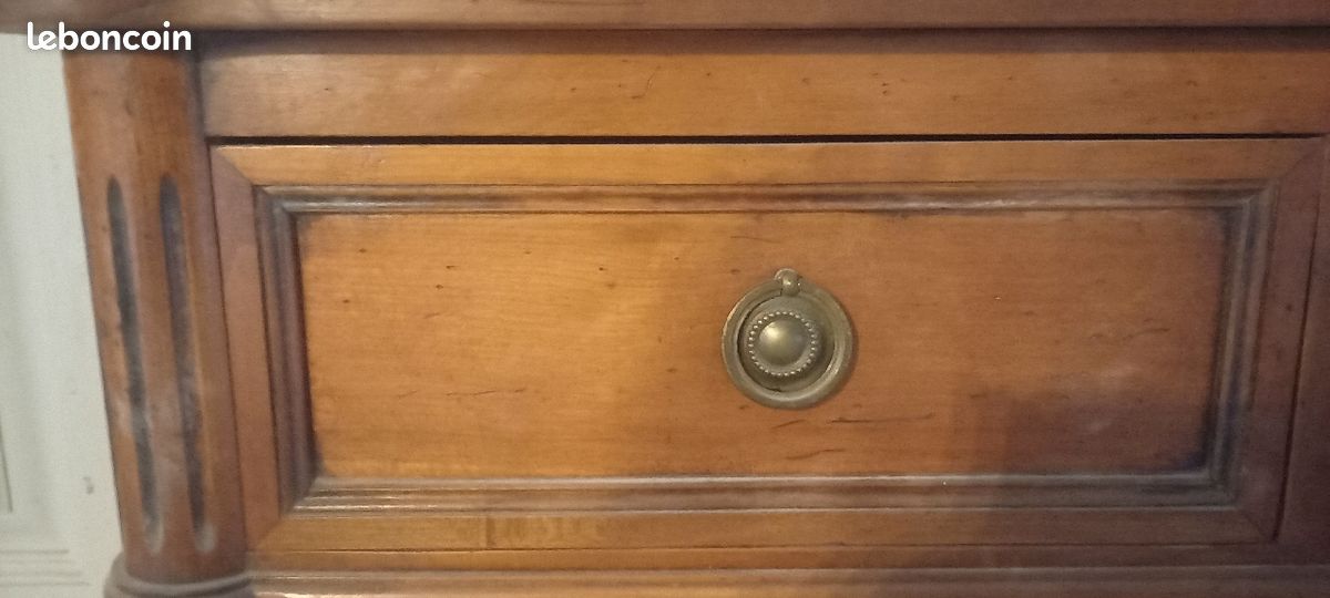 Commode (image 2)