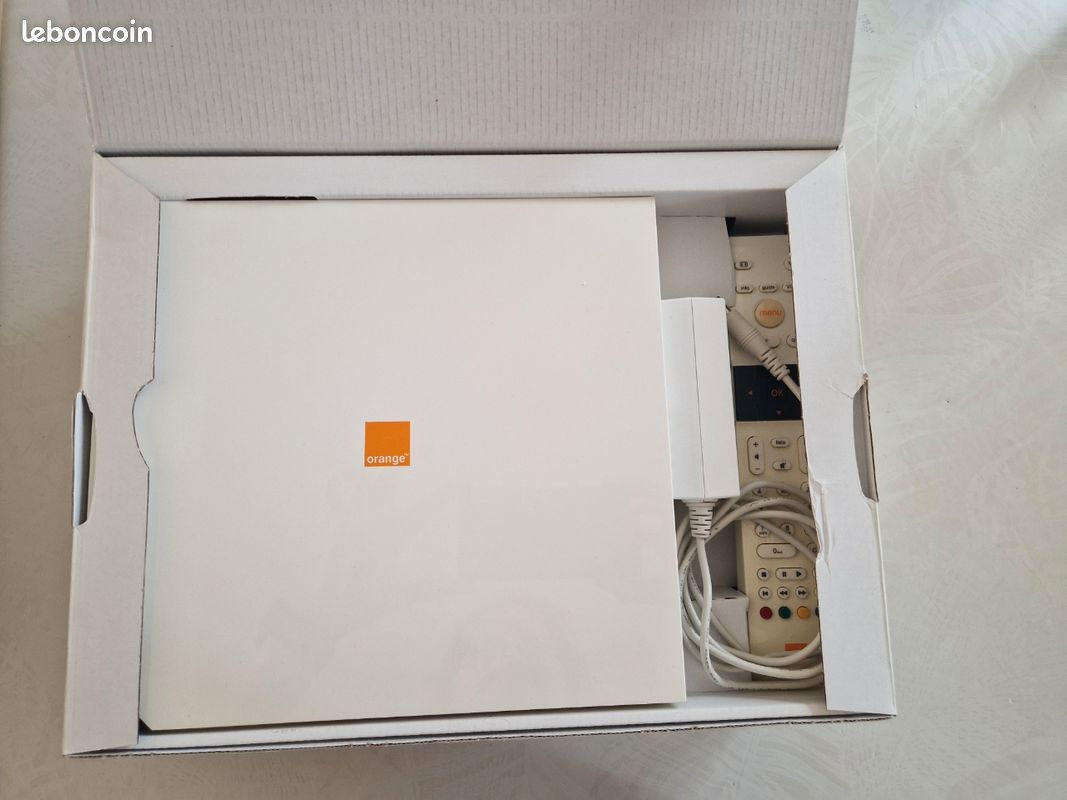 Décodeur TV Universel Orange UHD90 – Neuf - Accessoires informatique