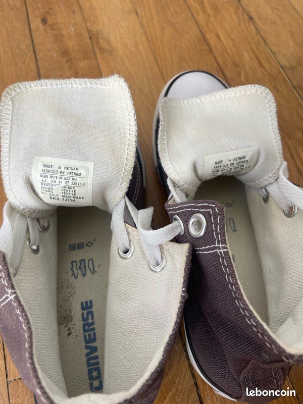 Paire de chaussures Converse All Star grises (image 9)