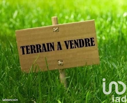 Terrain 2005 m² Mano