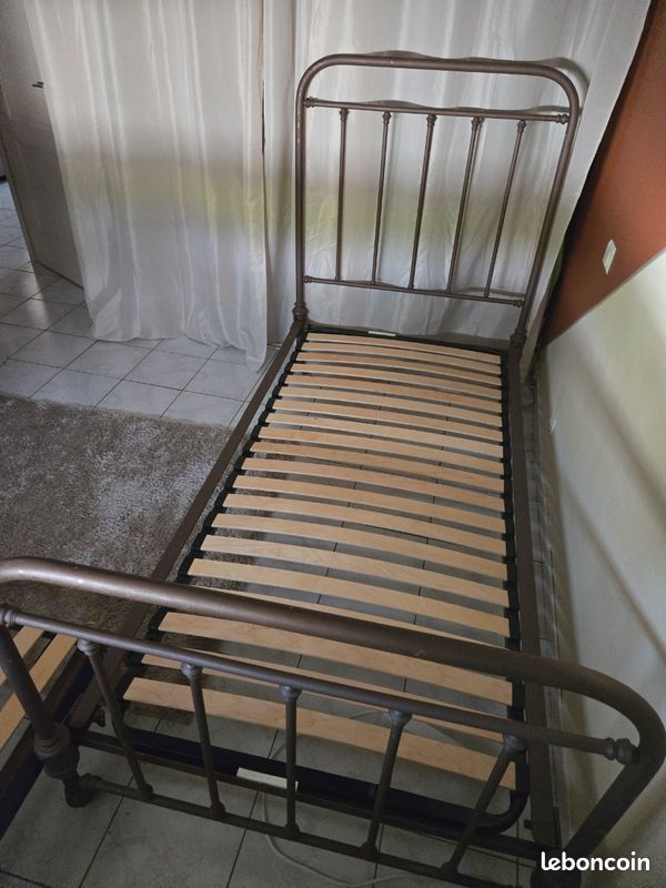 Lit ancien (image 2)