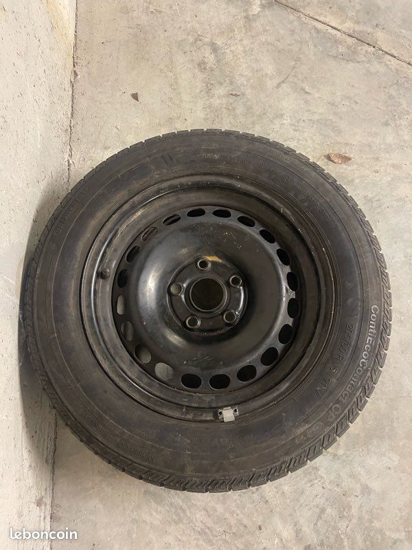 Roue secours 7Jx15h2 E37 Volkswagen continental 205/60R15 91v état neuf (image 1)