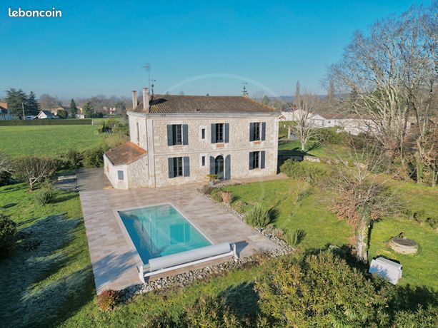 Maison 6 pièces 235 m²