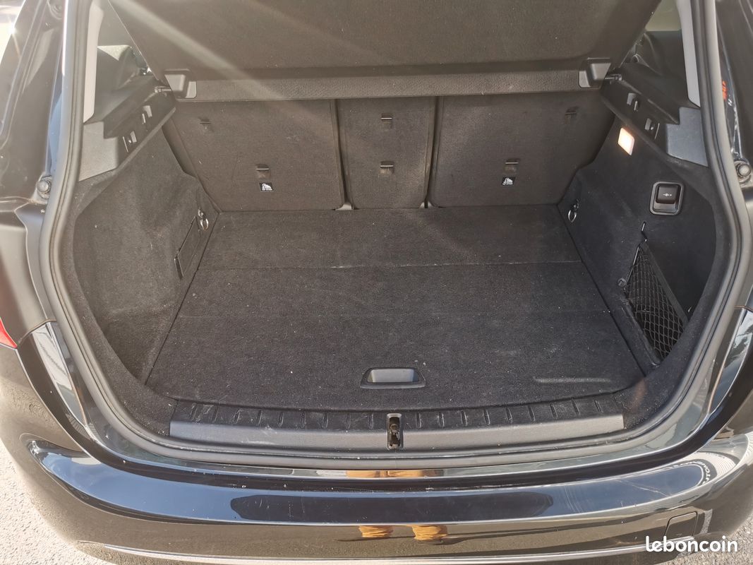 BMW Série 2 Active Tourer 216DA Luxury (image 8)