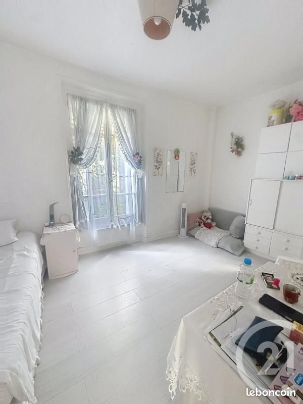 Appartement 1 pièce 24 m² · à Paris · 24 m² · 190 000 €