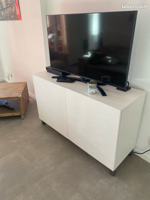 Télévision Lg 108 cm 4k UHD smart tv (image 2)