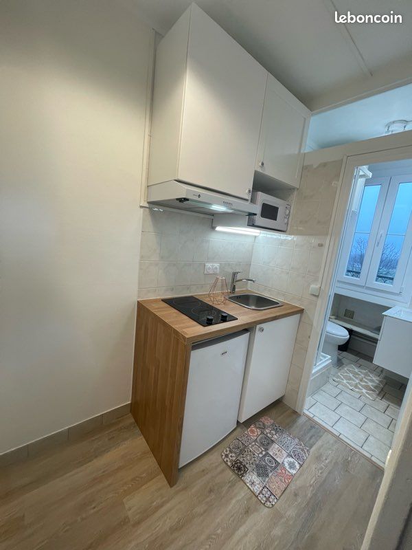 Appartement 1 pièce 18 m² · à Saint-Cloud · 18 m² · 795 €