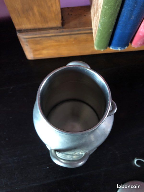 Pot à lait ancien décoratif étain (image 3)