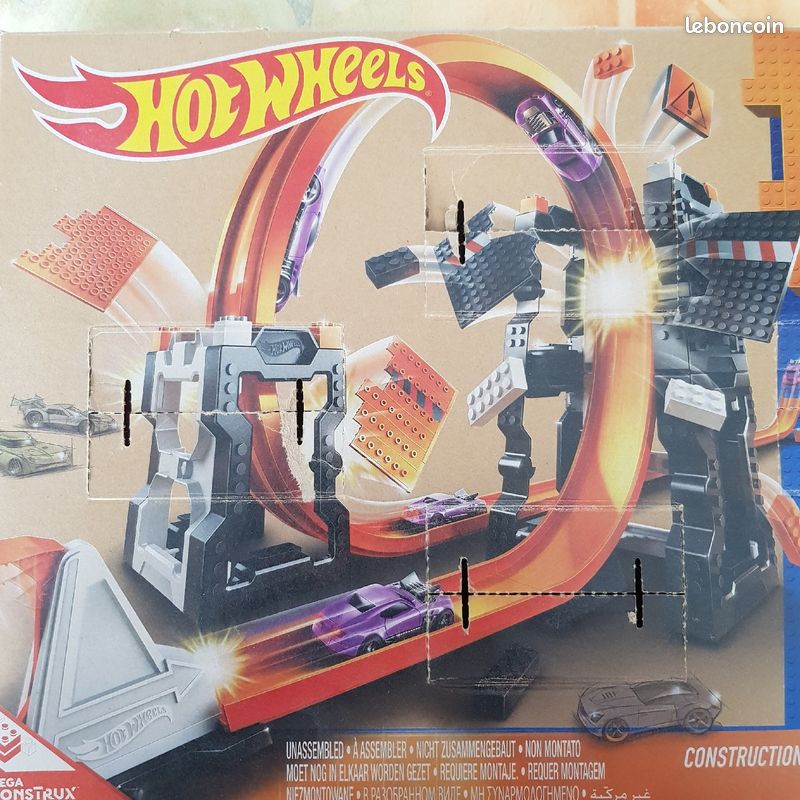 Hotwheels track builder system (image 1)
