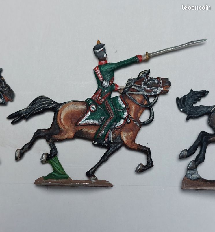 Lot De 2 Figurines En étain CBG Mignot - Plats D'étain - Soldats De Collection
