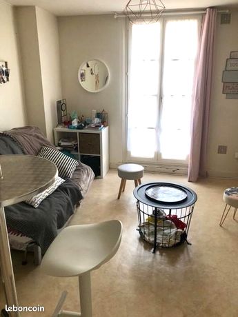 Studio 1 pièce 17 m²