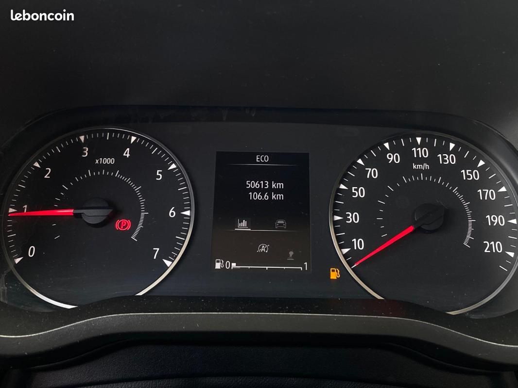 Renault Trafic CONFORT 2.0 DCI 130CV L1H1 2T8 17.000HT - BLUETOOTH/GALERIE/CLIM/KIT BOIS (image 6)