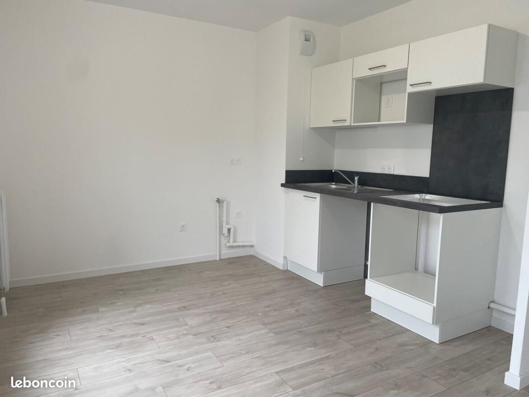 Appartement 3 pièces 53 m² · à Le Petit-Quevilly · 53 m² · 725 €/mois