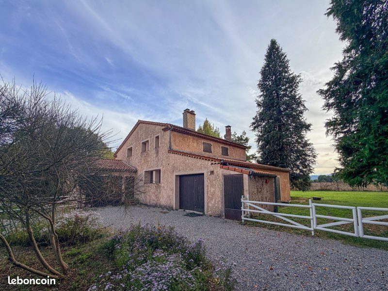 Maison 6 pièces 179 m² · à Digne-les-Bains · 179 m² · 1 295 €/mois